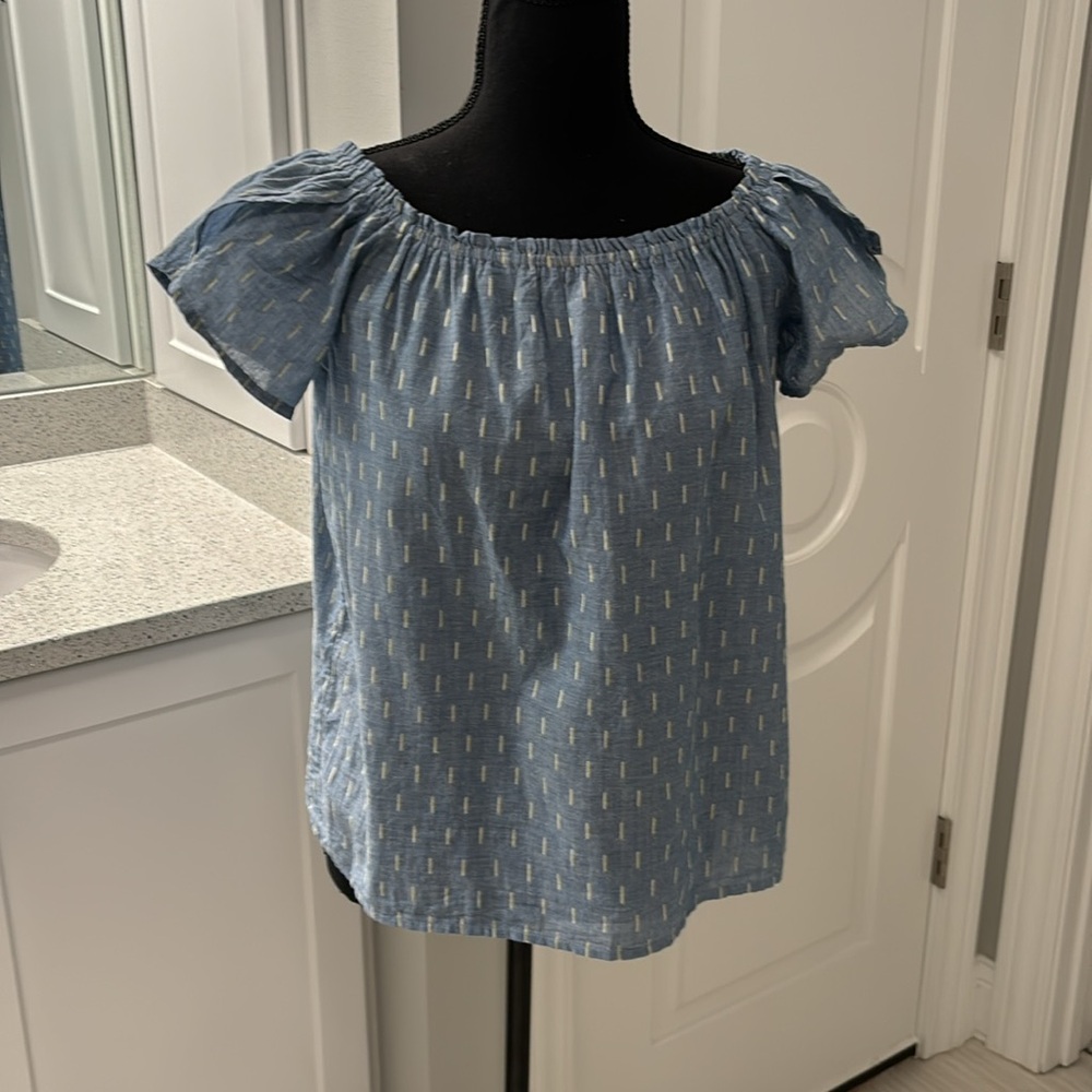 Off the shoulder or on the shoulder blouse. Light blue with cream detail. - Picture 2 of 6